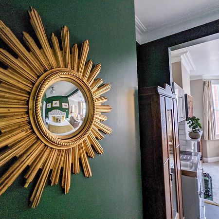 Deco Studio: King Bed, Kitchenette, Stylish & Comfortable ブライトン エクステリア 写真
